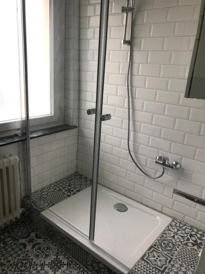 Tm Aparts Dortmund Dış mekan fotoğraf A shower