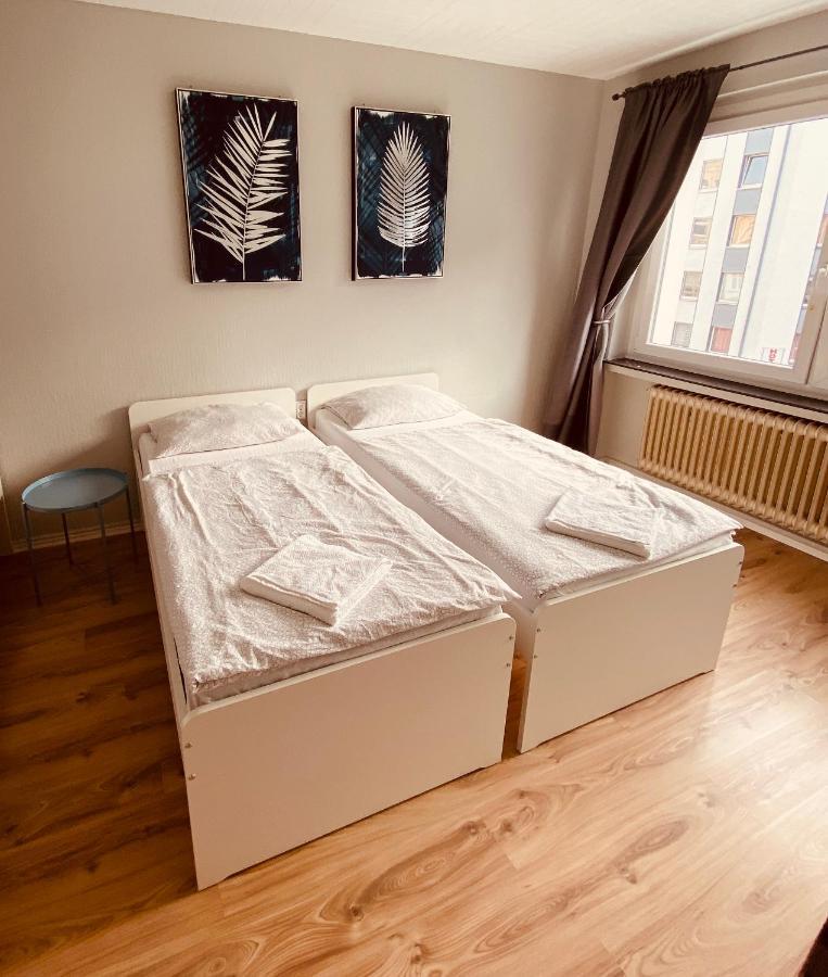 Tm Aparts Dortmund Dış mekan fotoğraf A room at the hostel